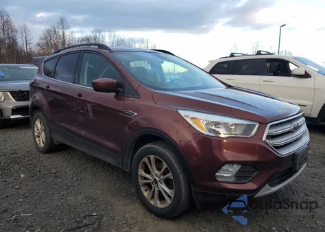 2018 Ford Escape Se z USA, uszkodzony, nr VIN 1FMCU9GD5JUB33485